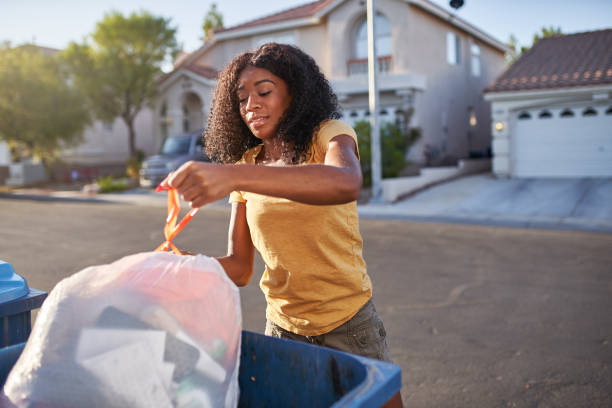 Best Attic Cleanout Services  in Parkway, CA